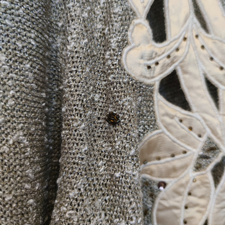 M Handmade Strickjacke Blätter beige