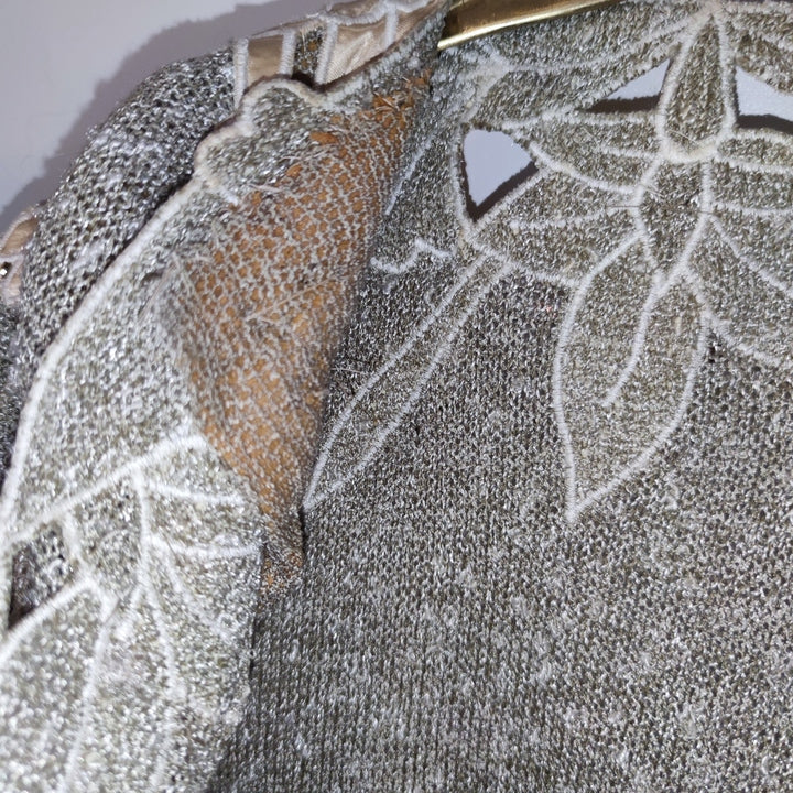 M Handmade Strickjacke Blätter beige