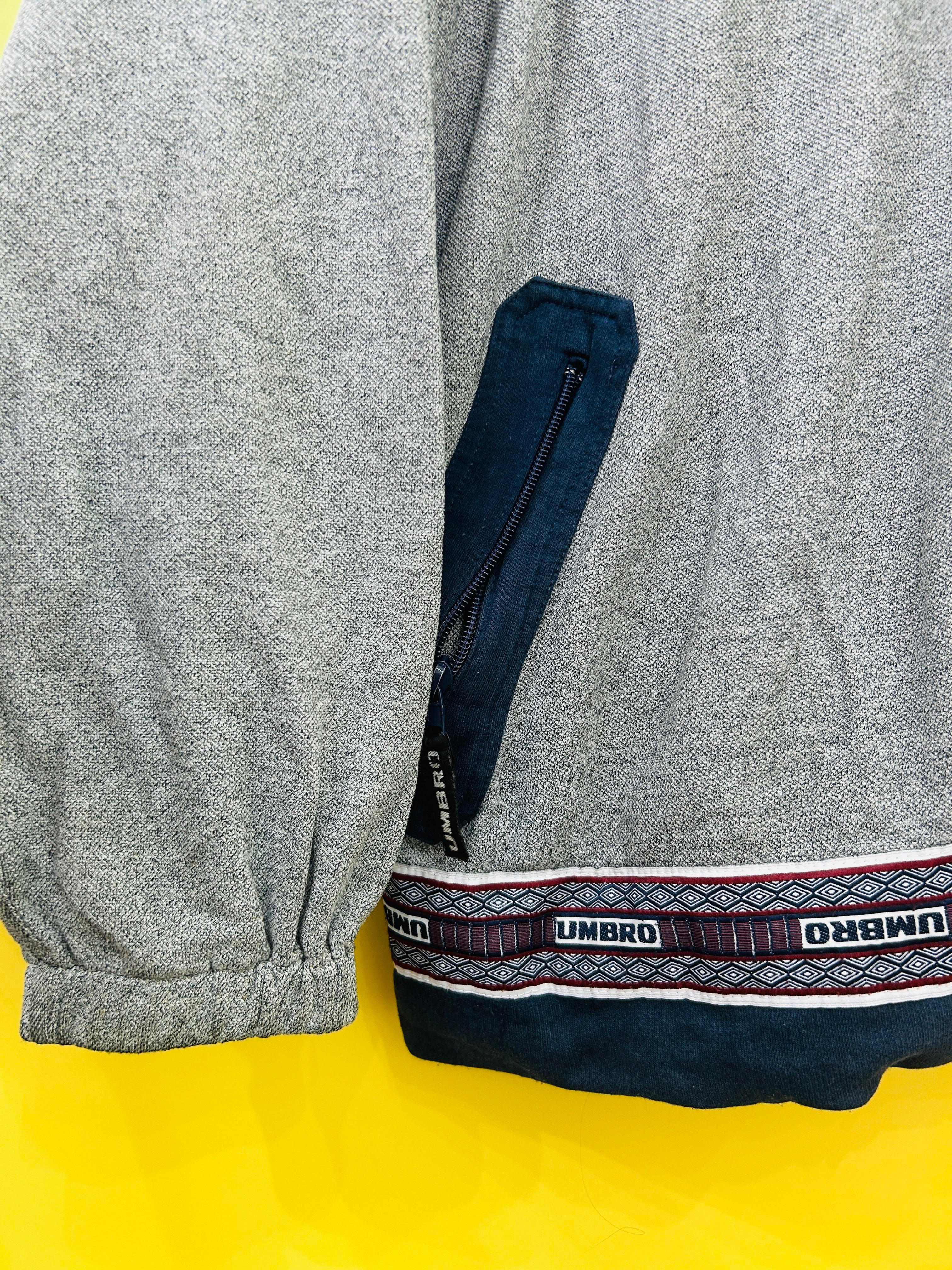 L Vintage Umbro Track Jacket grey/red