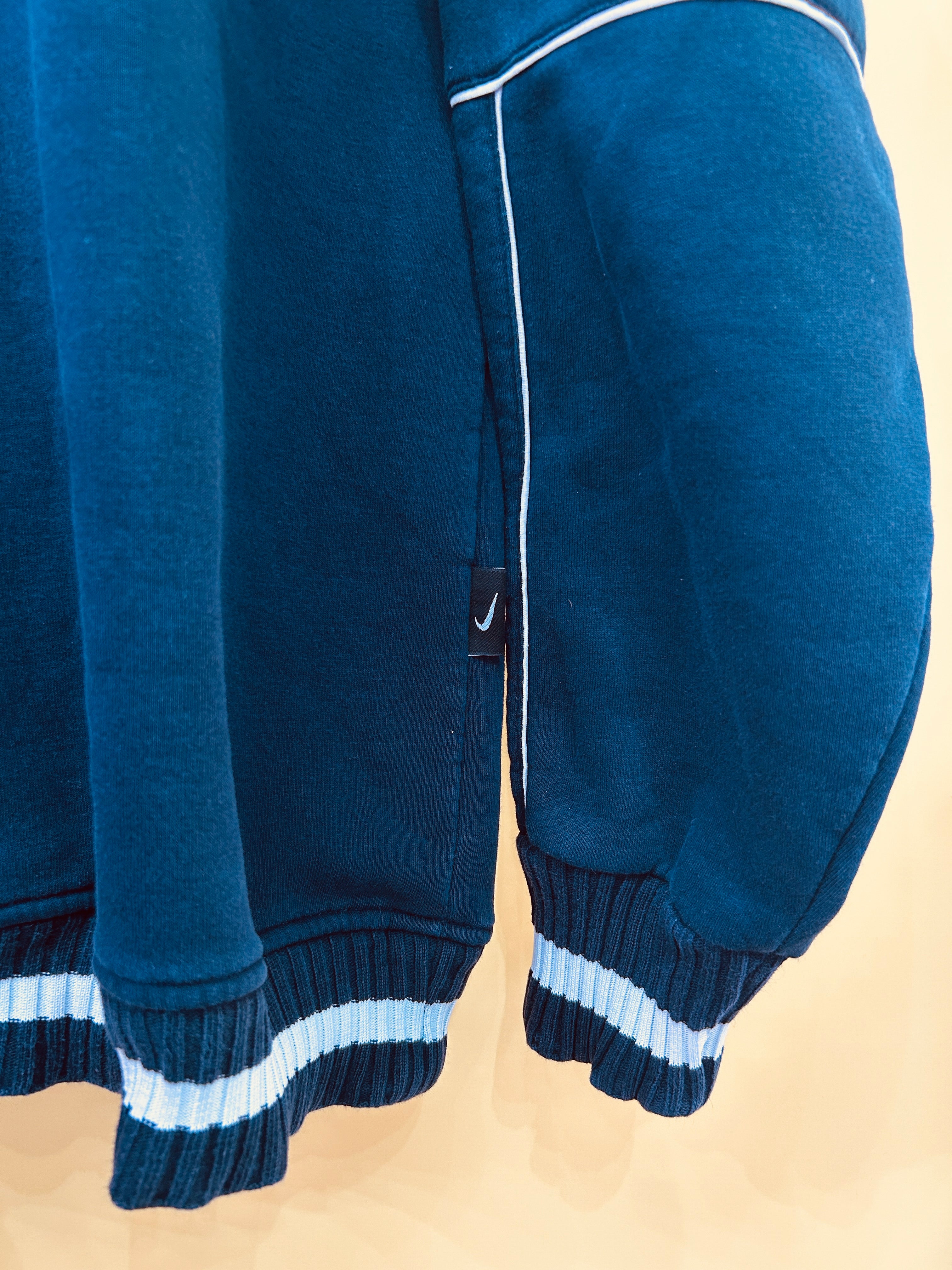XL Vintage Nike Sweater dark blue