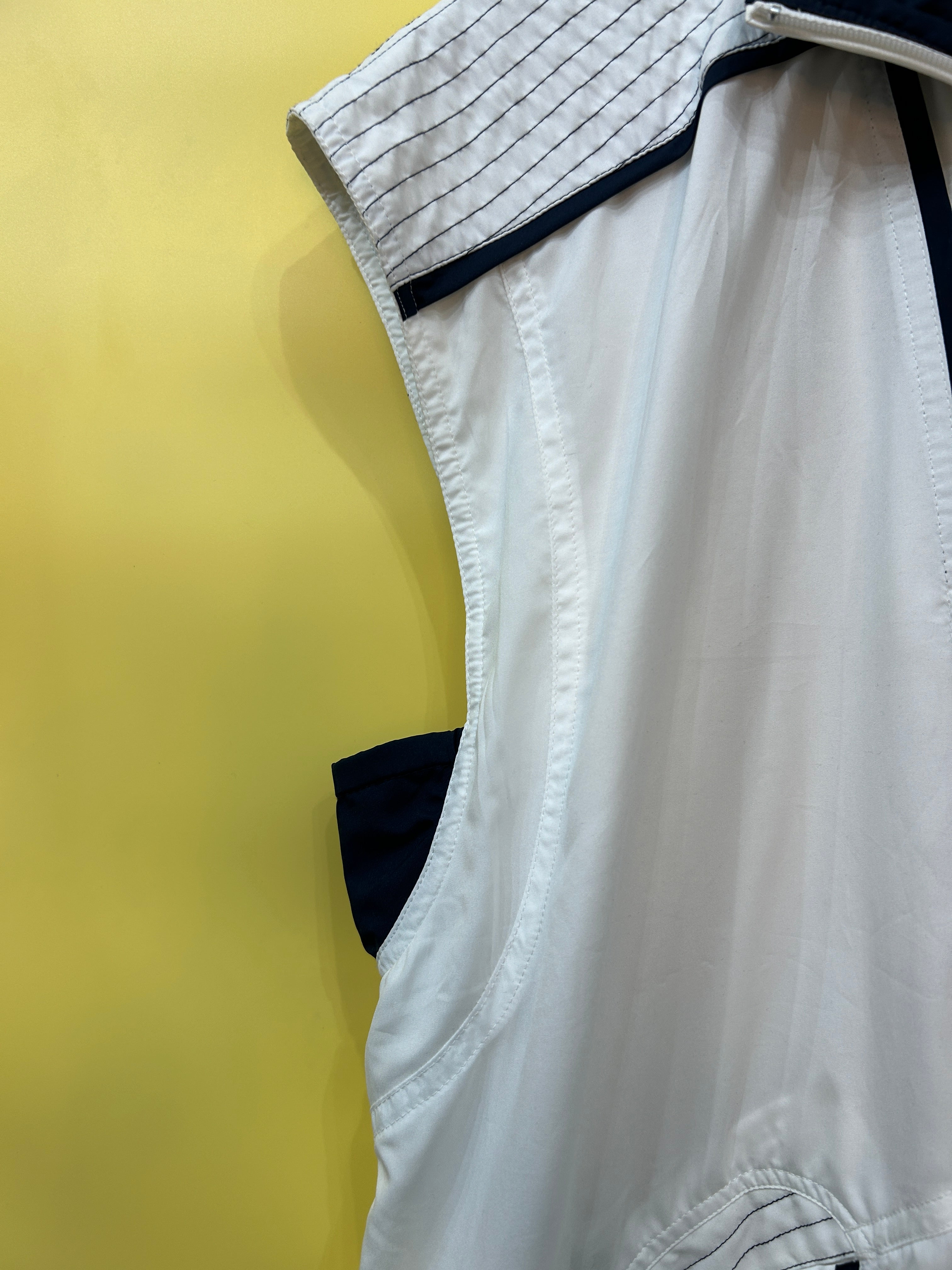 L sportliche Reebok Weste
