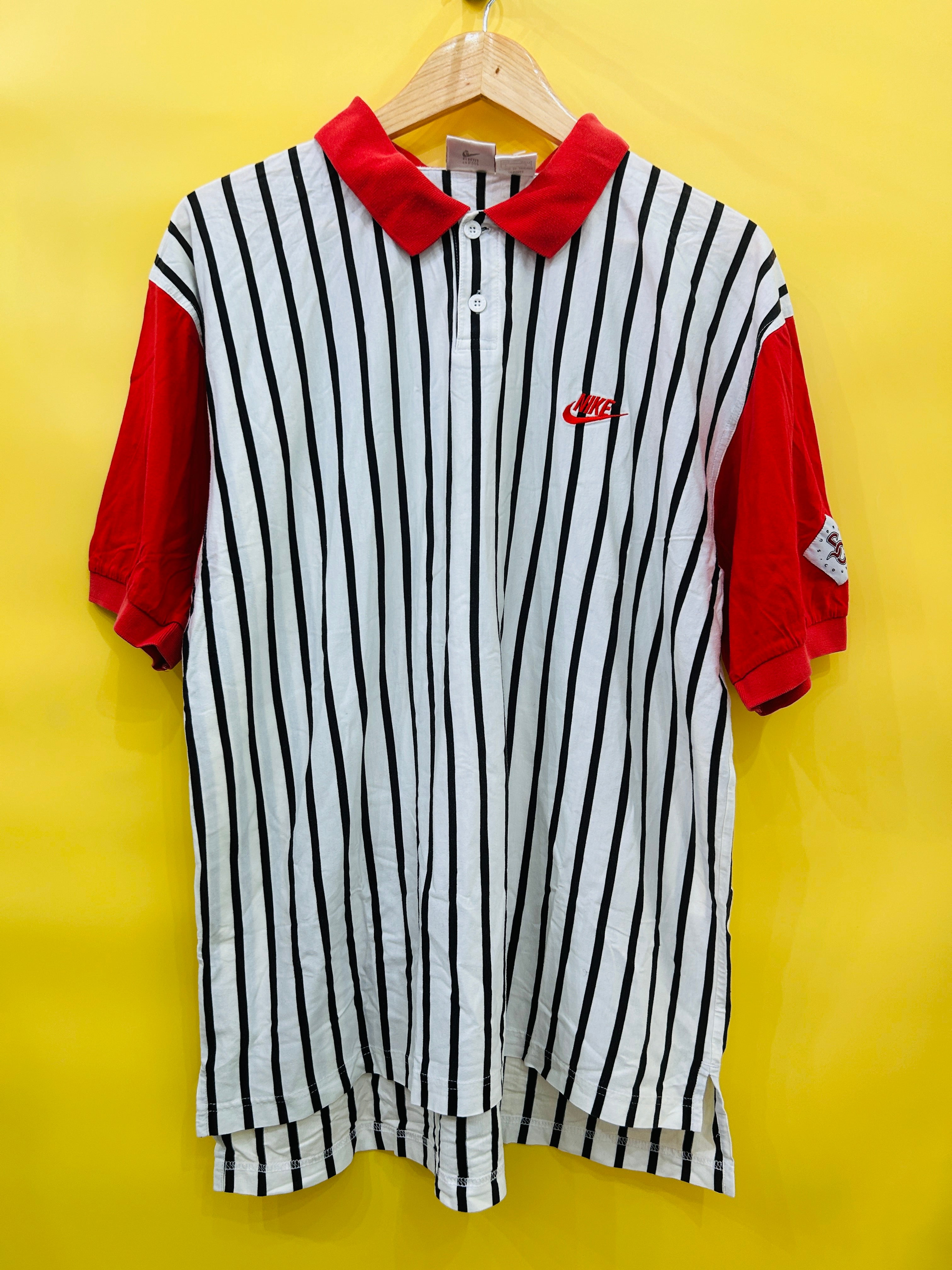 M Vintage Nike Shirt stripes