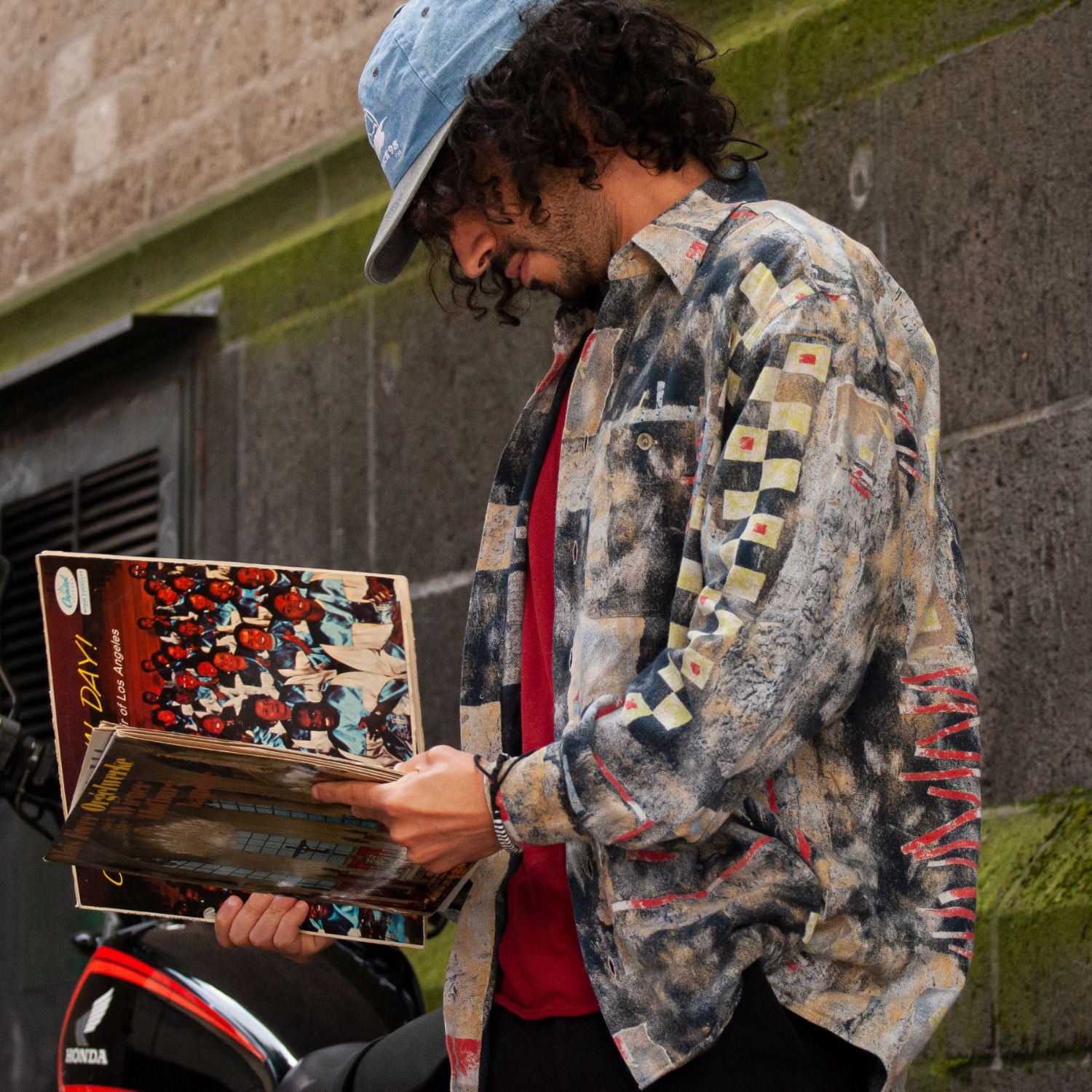 Hemden Vintage Long Sleeve by Intothevibes