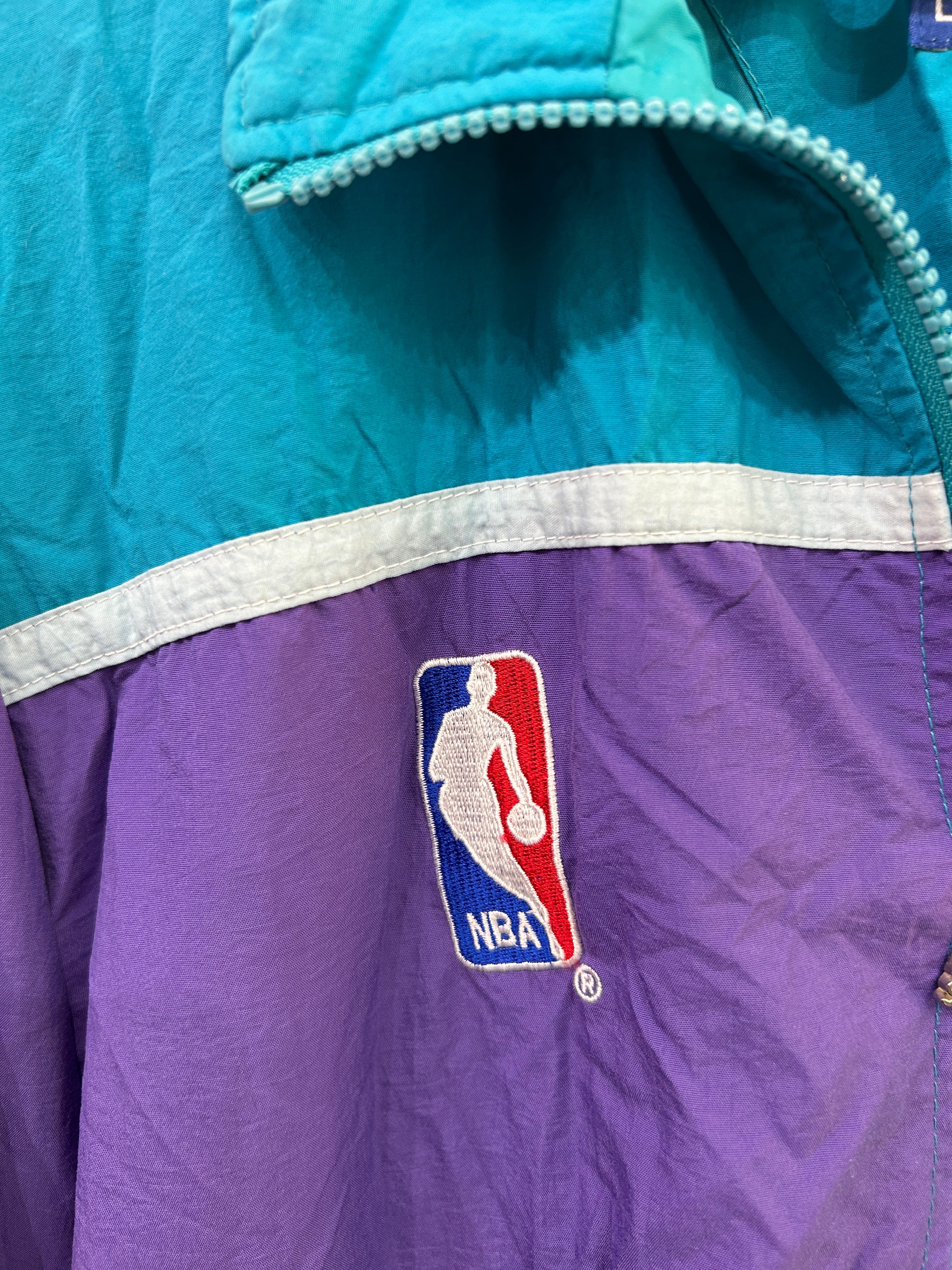 XL-XXL Vintage Charlotte Hornets NBA Track Jacket