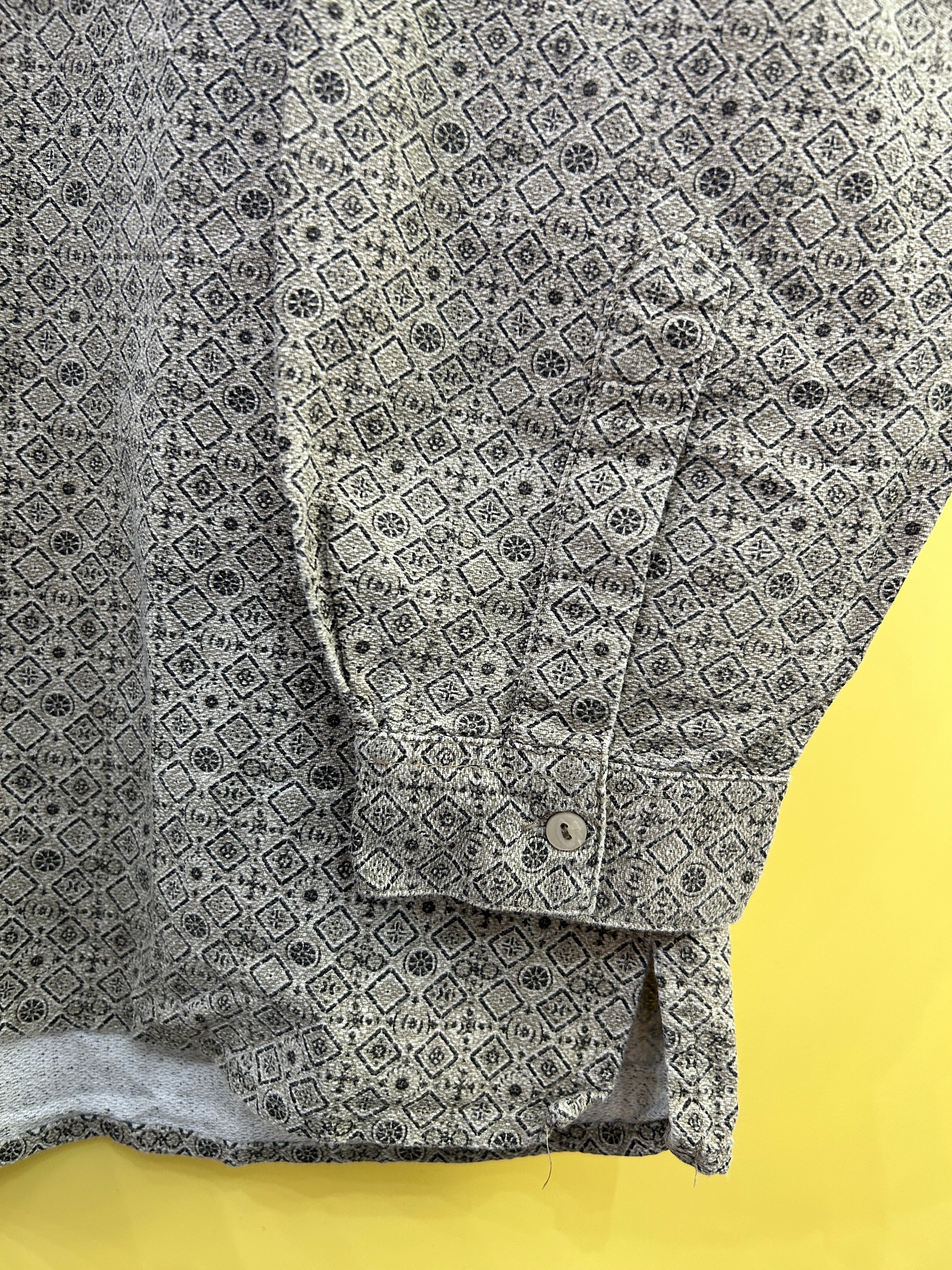 L Vintage Cotton Shirt Geometric Patterns