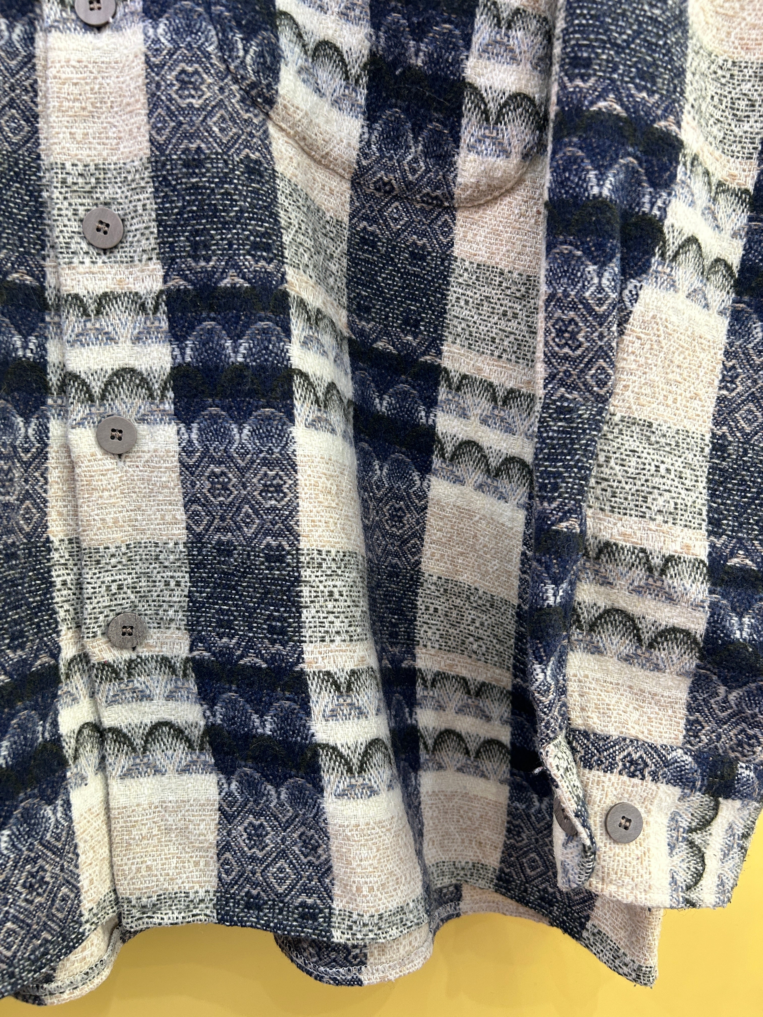 L Vintage Winter Longsleeve Shirt