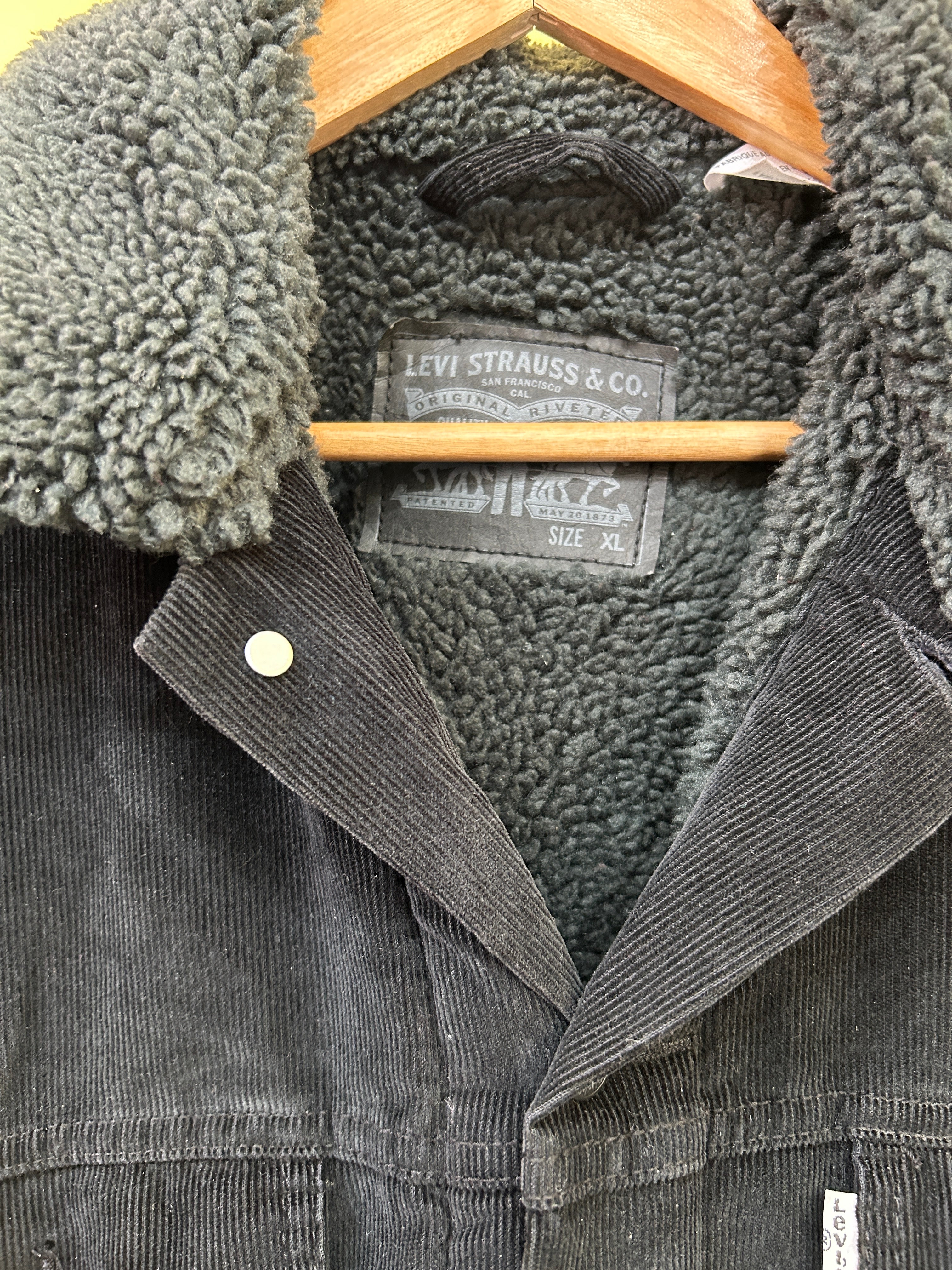 XL Vintage Levis´s lined Cord Jacket black