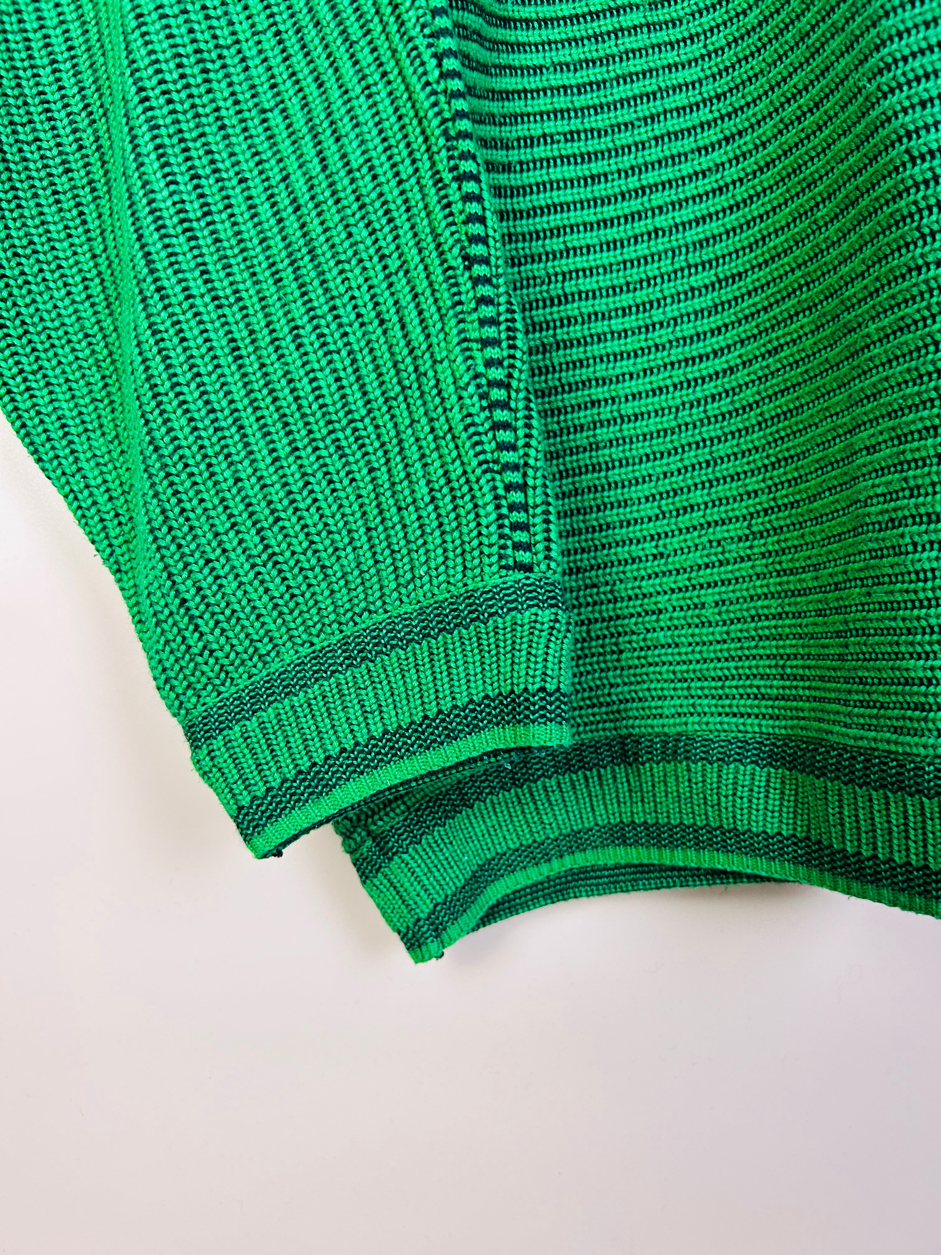 XL Carlo Colucci Pullover grün