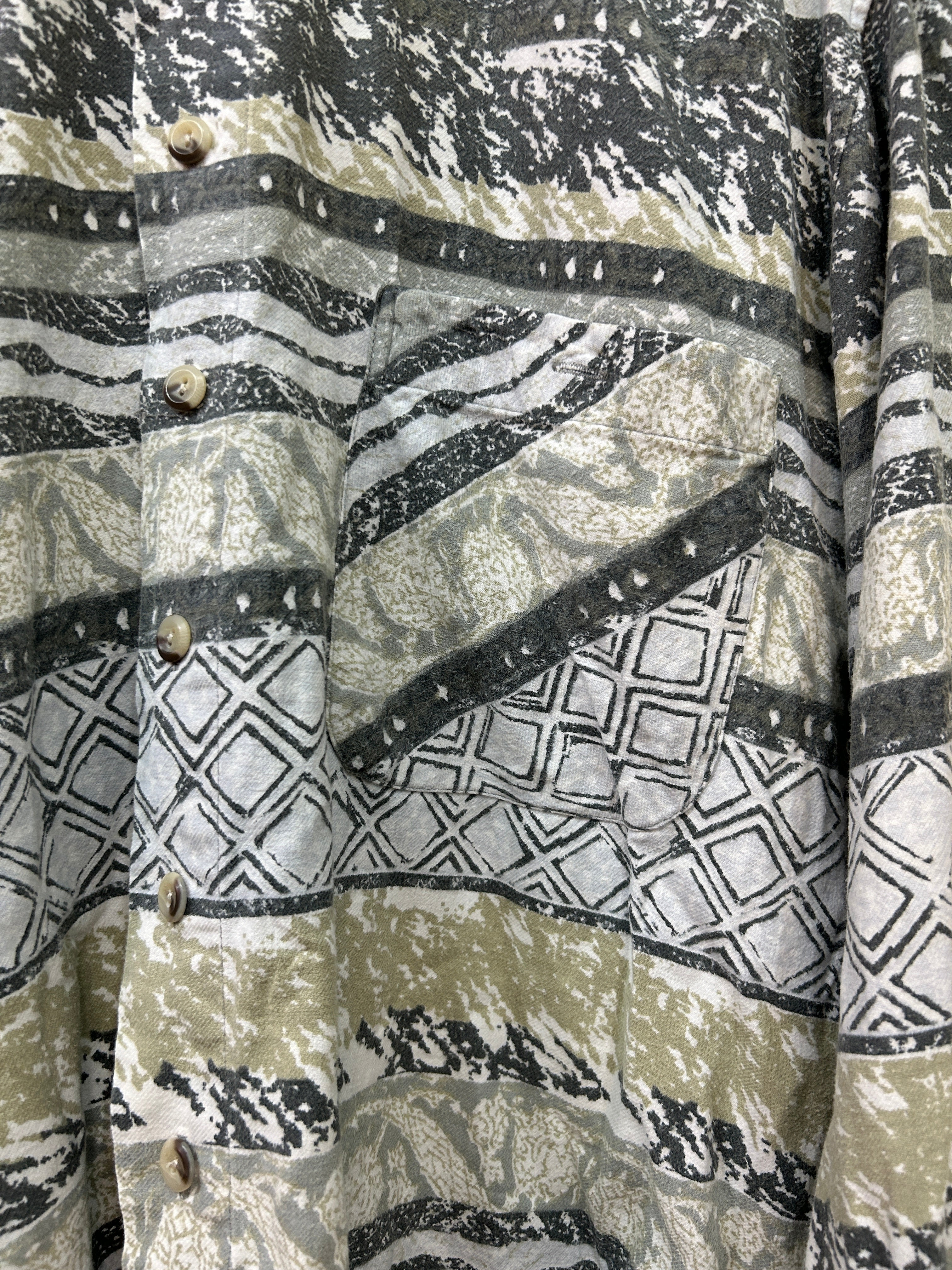 L Vintage Longsleeve Shirt crazy patterns