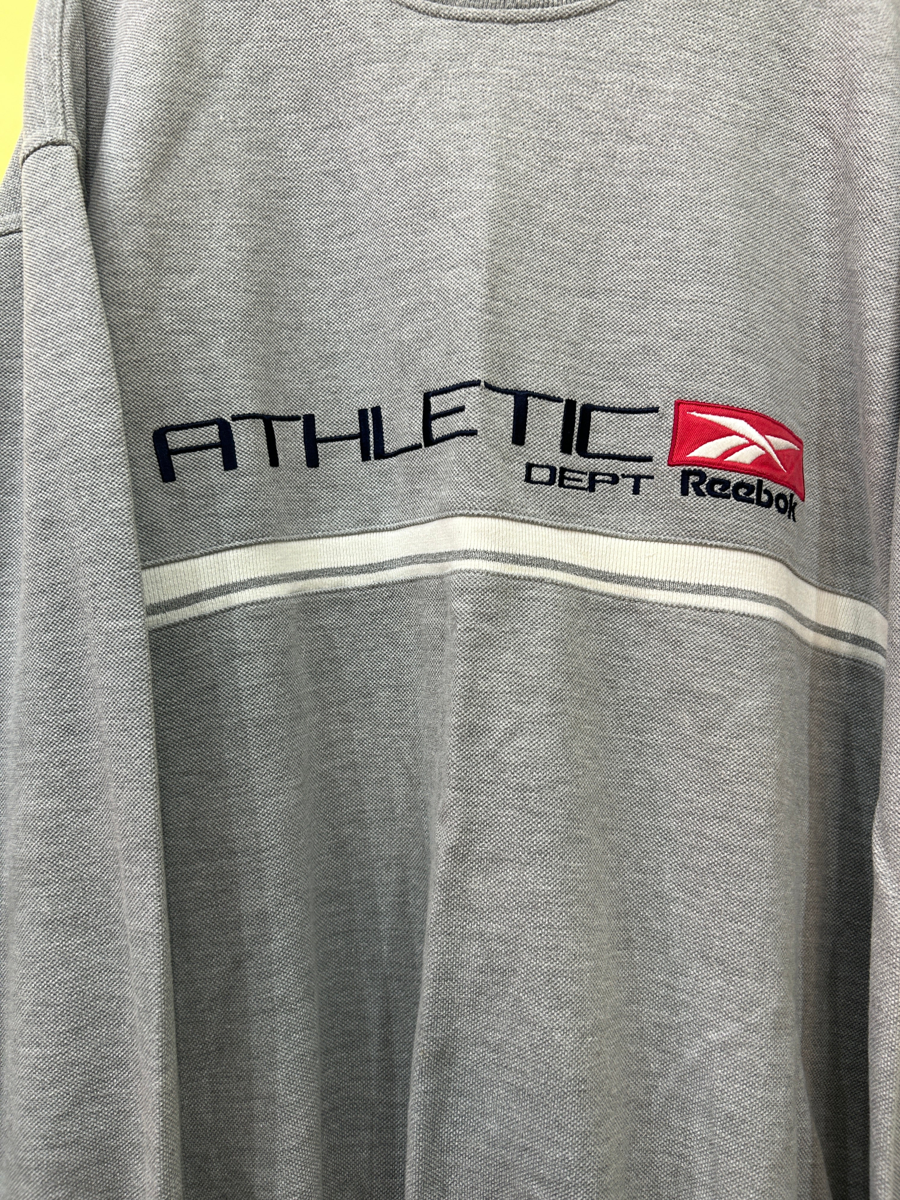 M-L Vintage Reebok Sweater gray 90s
