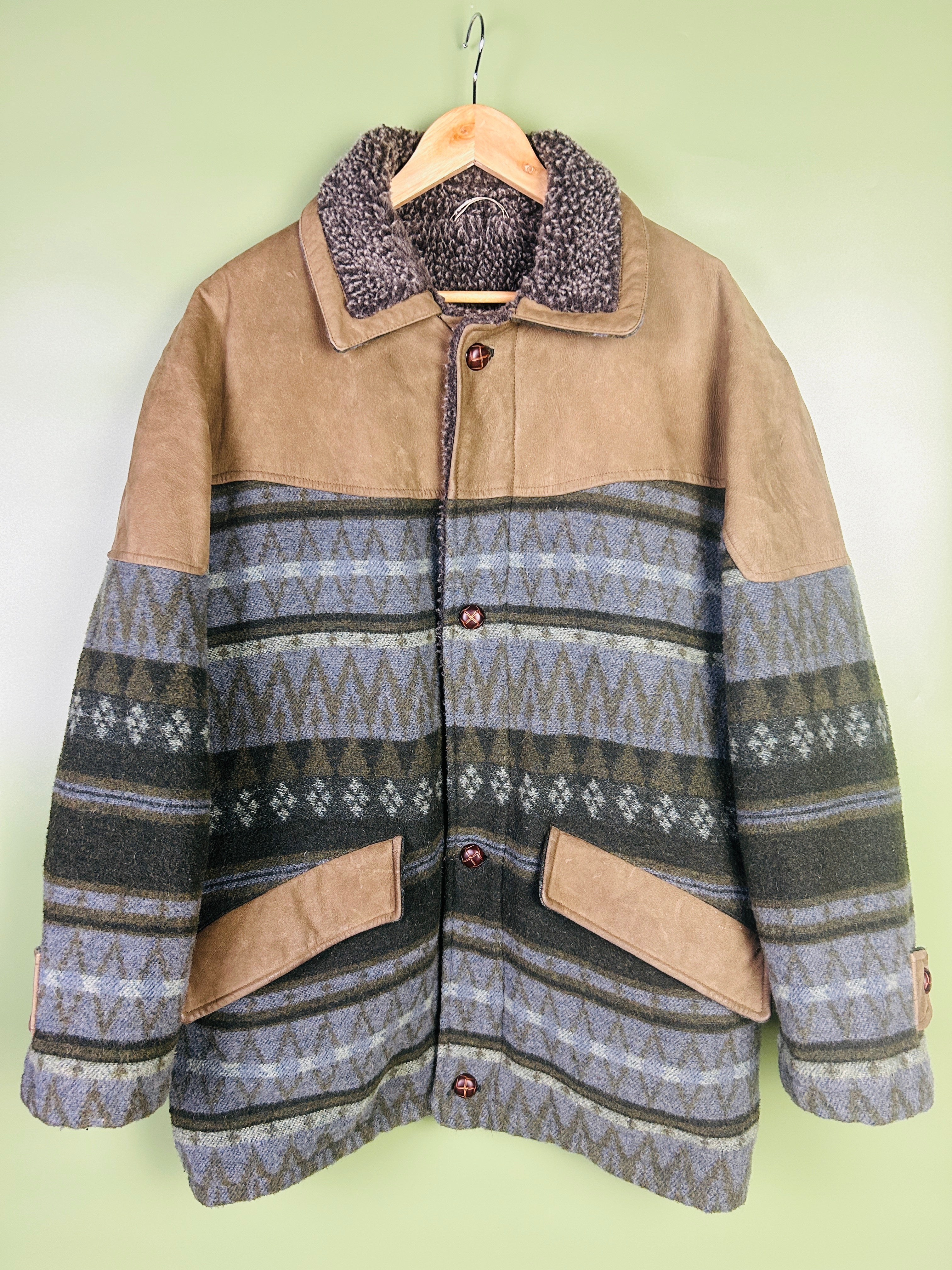 L Leder Kurzmantel mit Wolle
