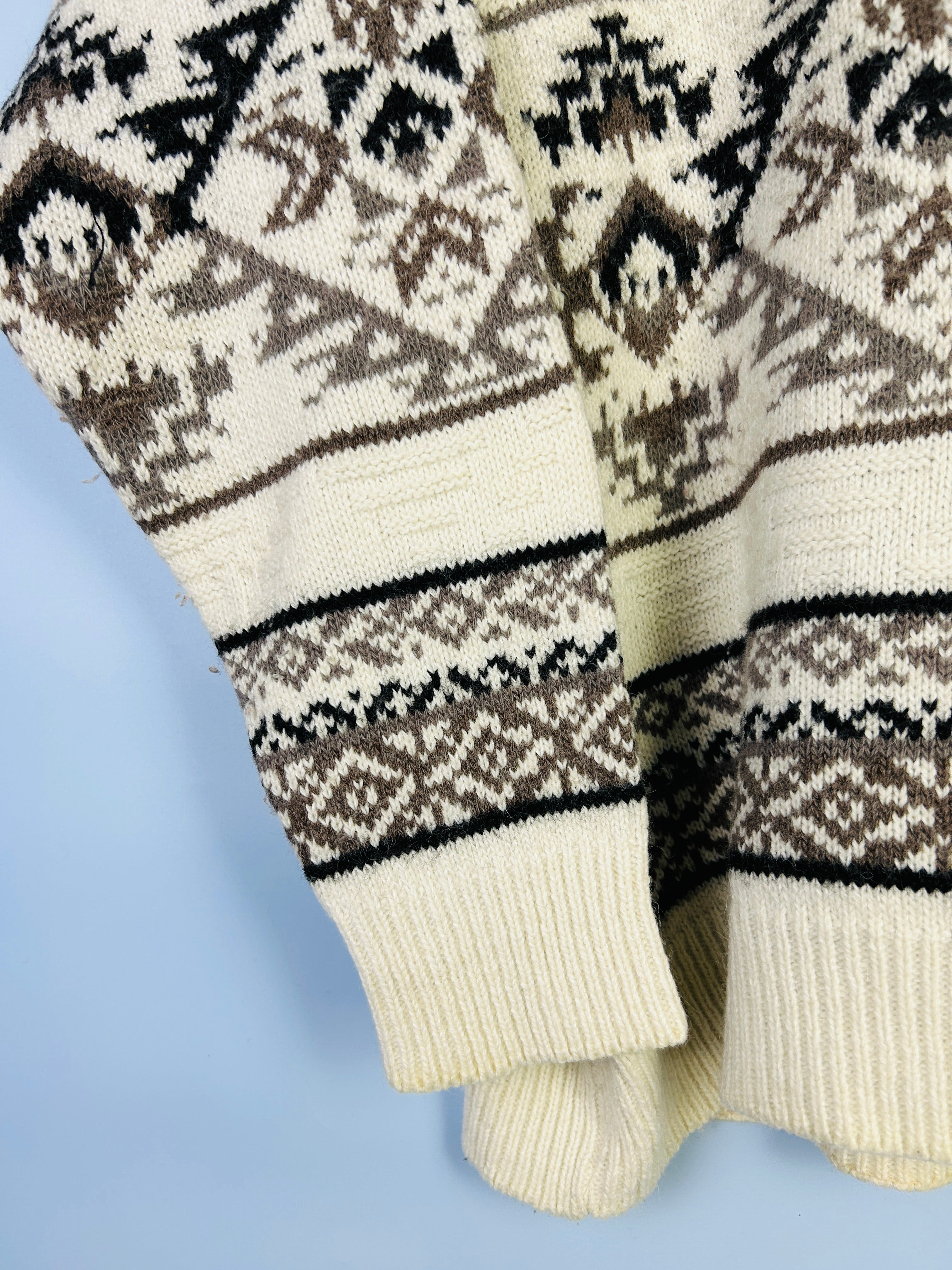 M Pullover Navajo style