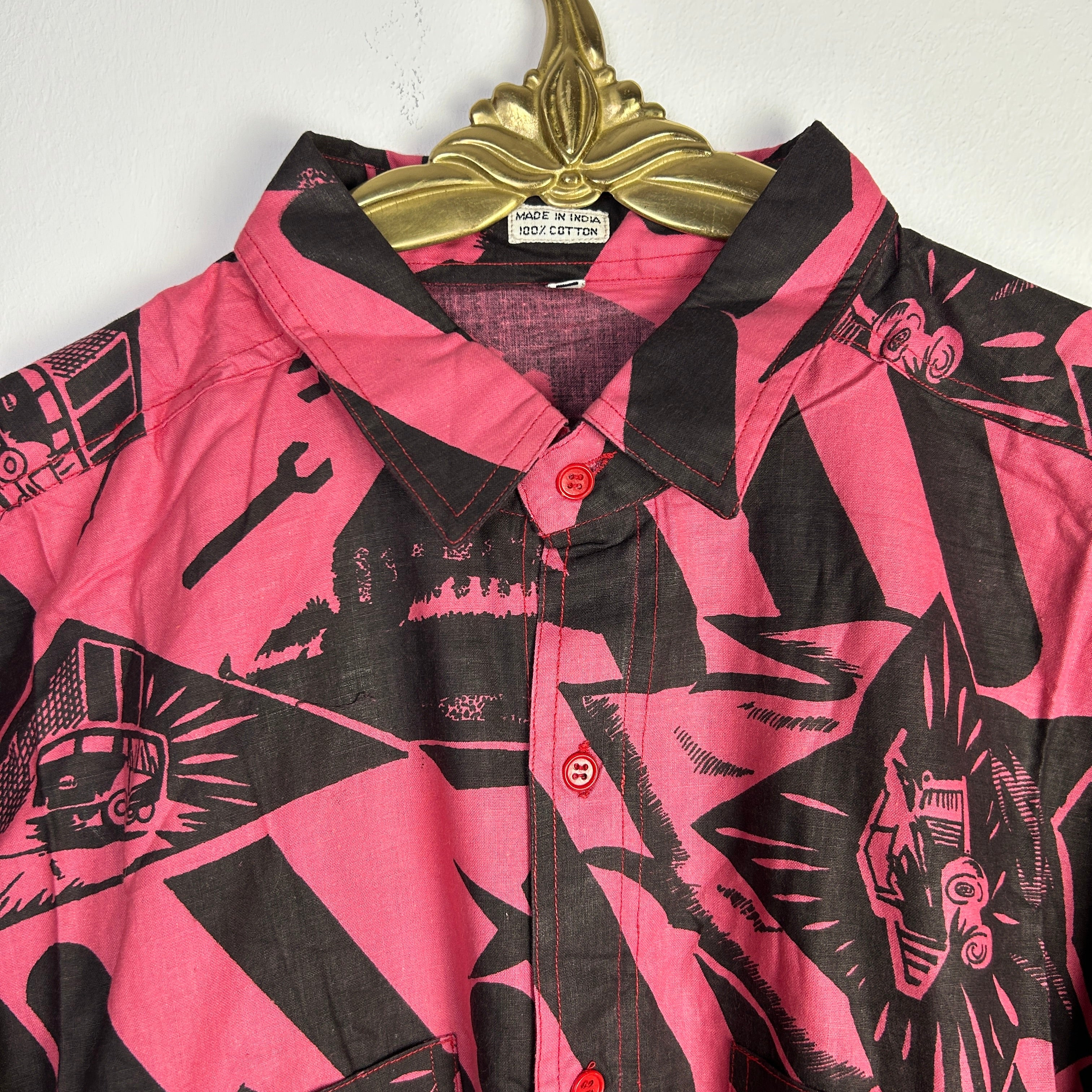XL Hemd Autos pink/schwarz