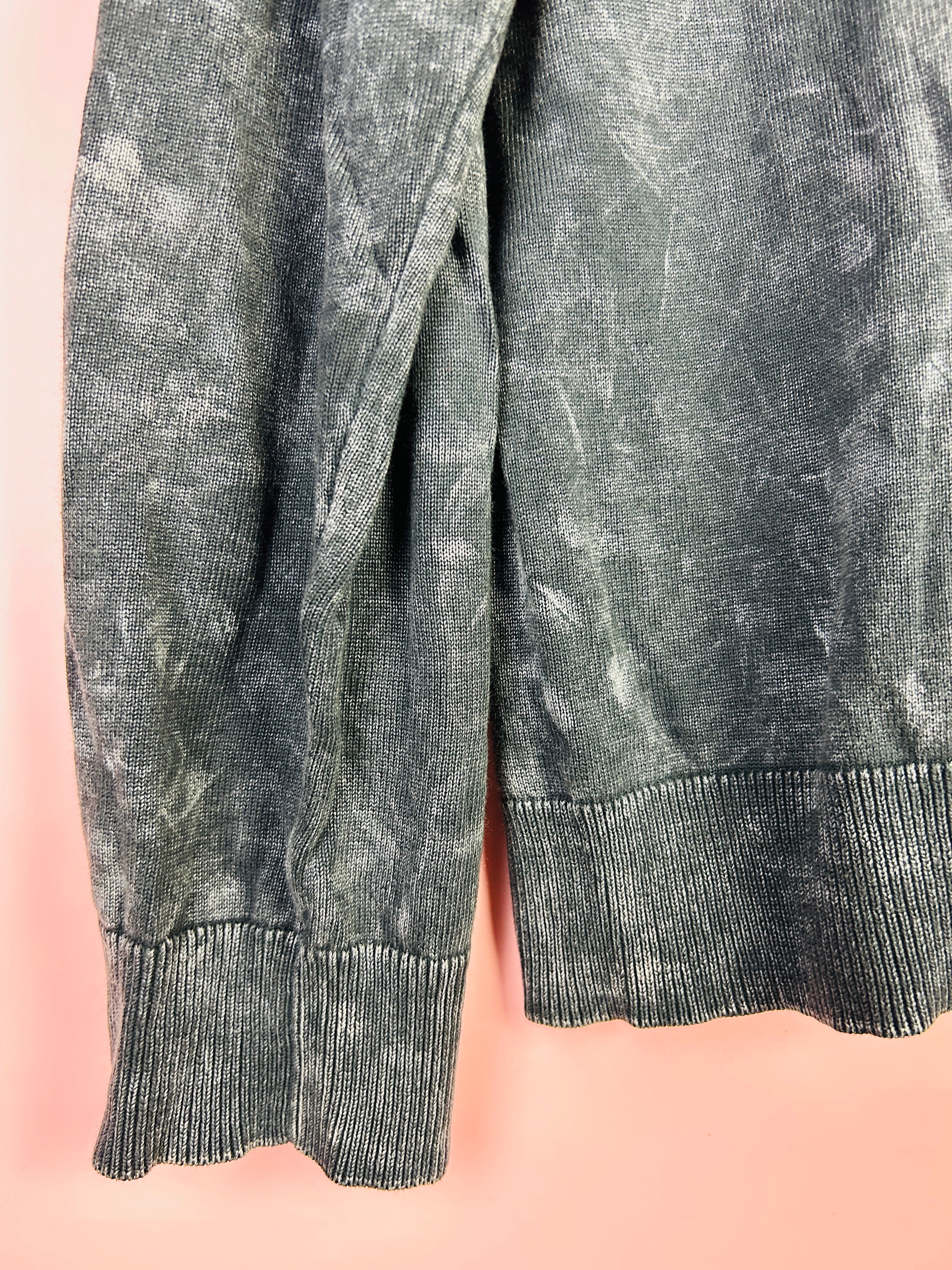M-L Vintage Tommy Hilfiger Sweater grau