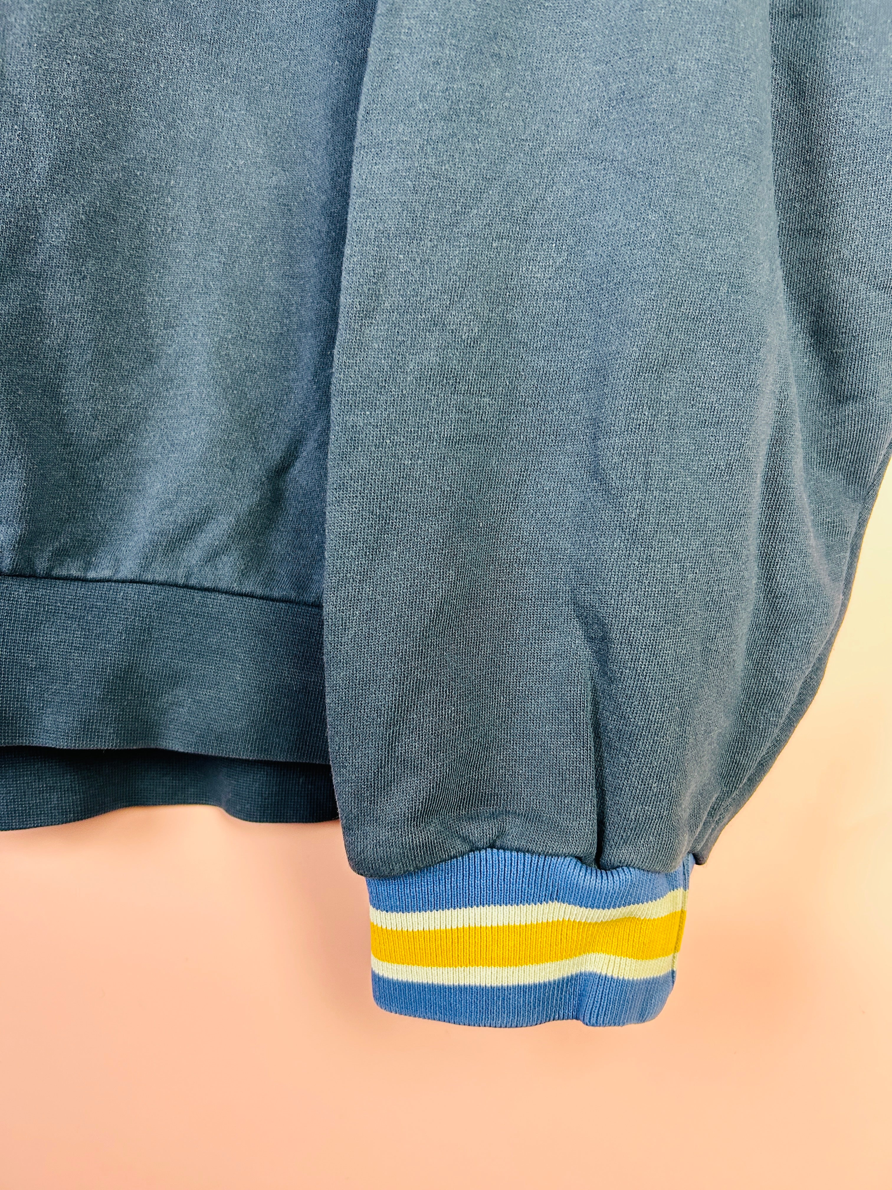 M-L Vintage Nike Sweater