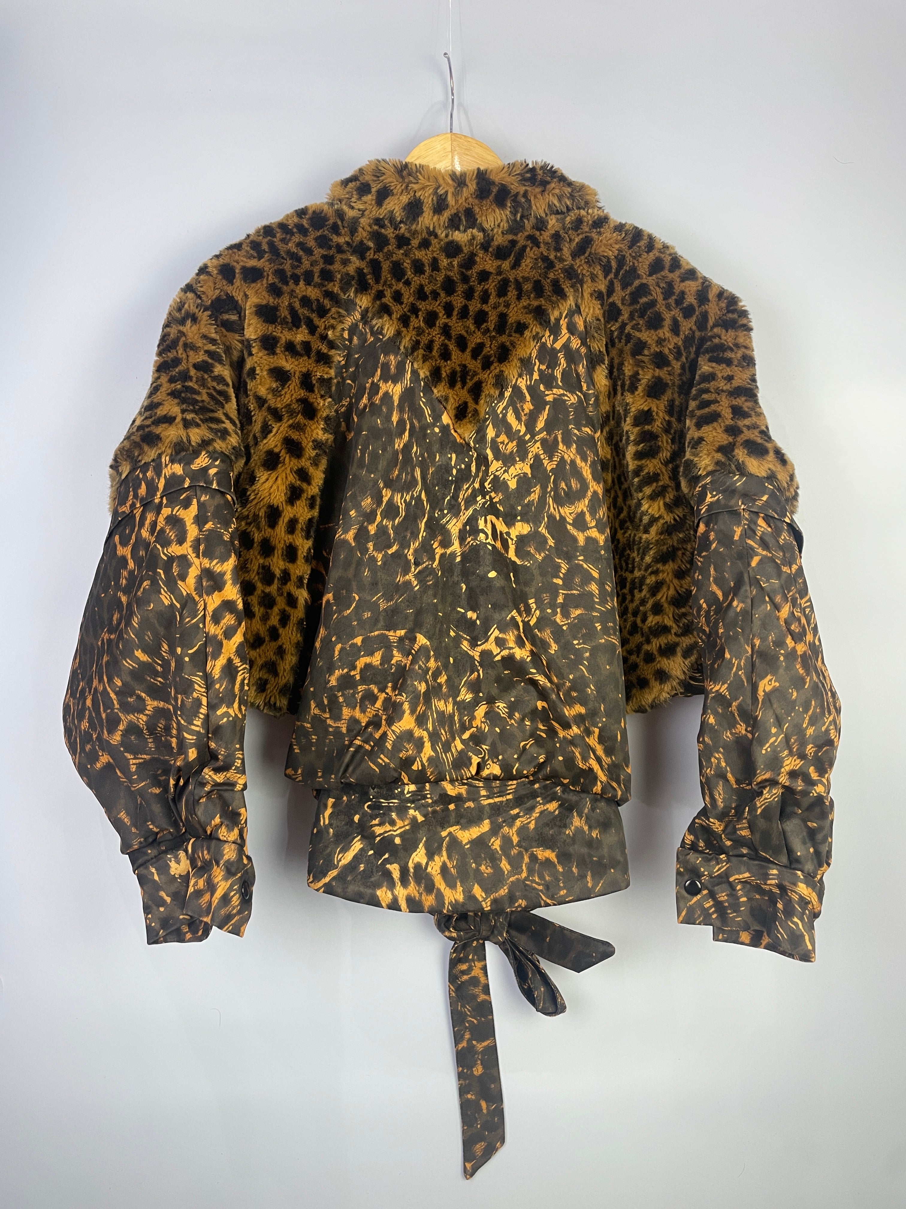 M-L vintage Leo Patterned Jacket