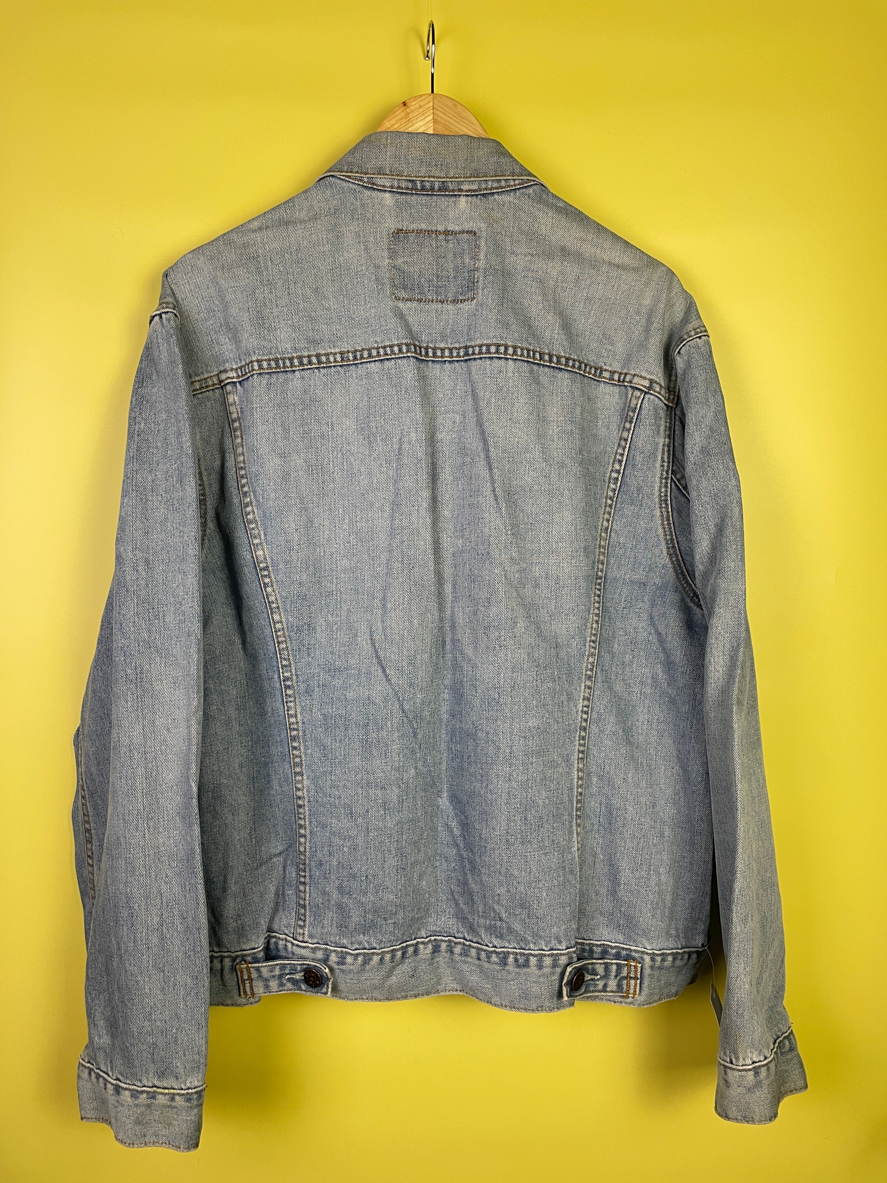 XL Unisex Levi’s Denim Jacket