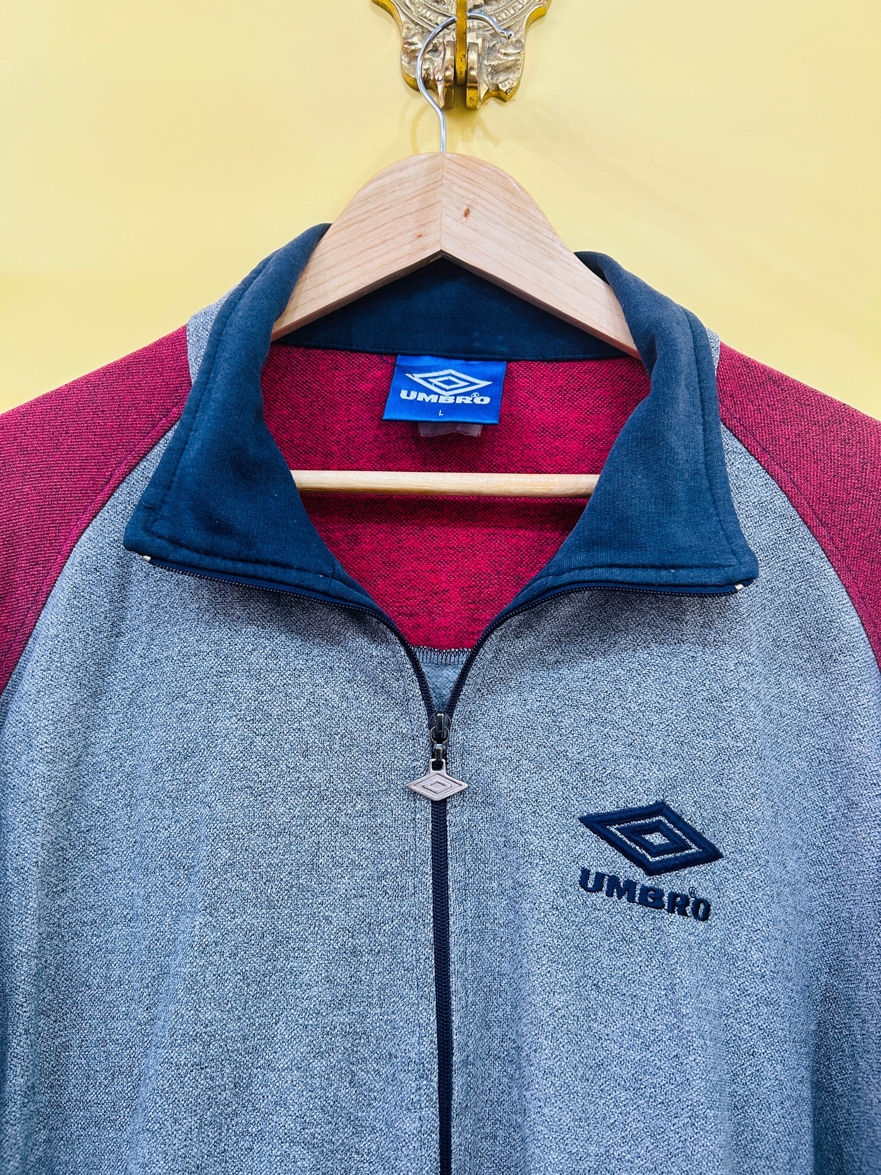 L Vintage Umbro Track Jacket grey/red