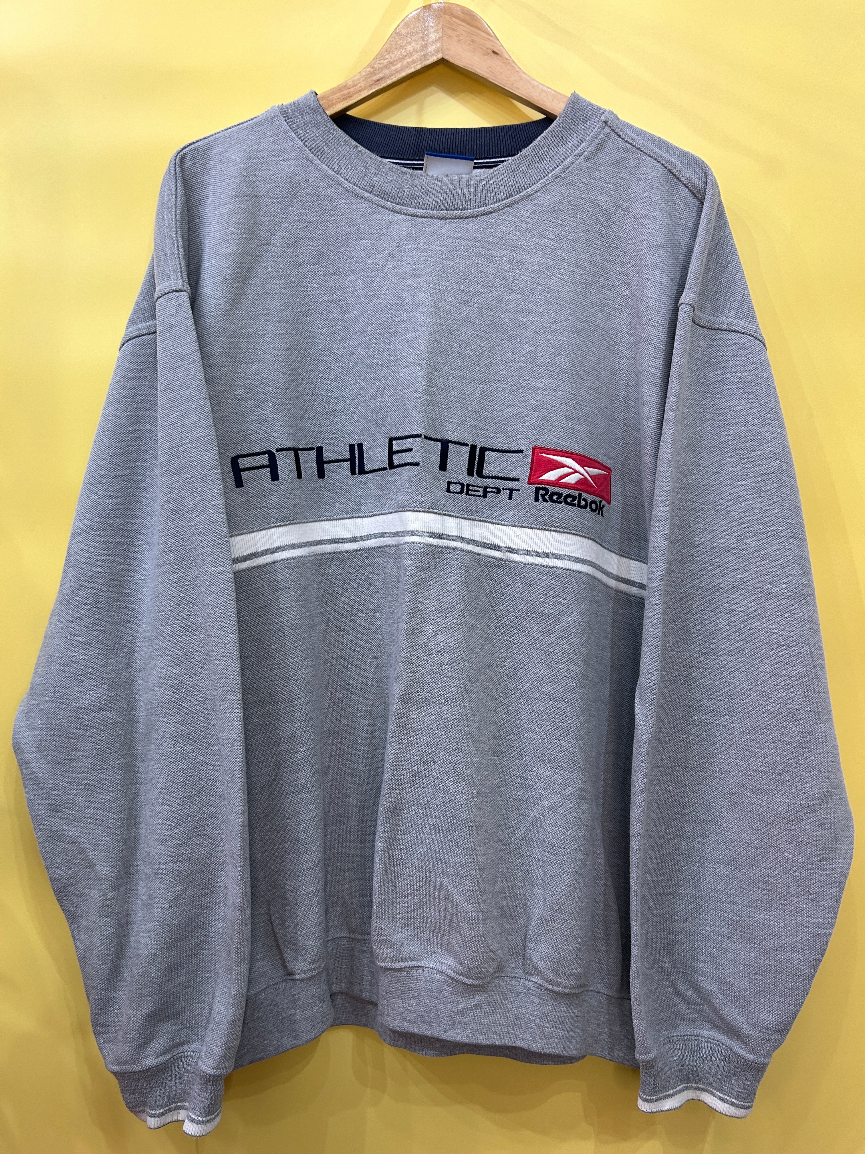 M-L Vintage Reebok Sweater gray 90s