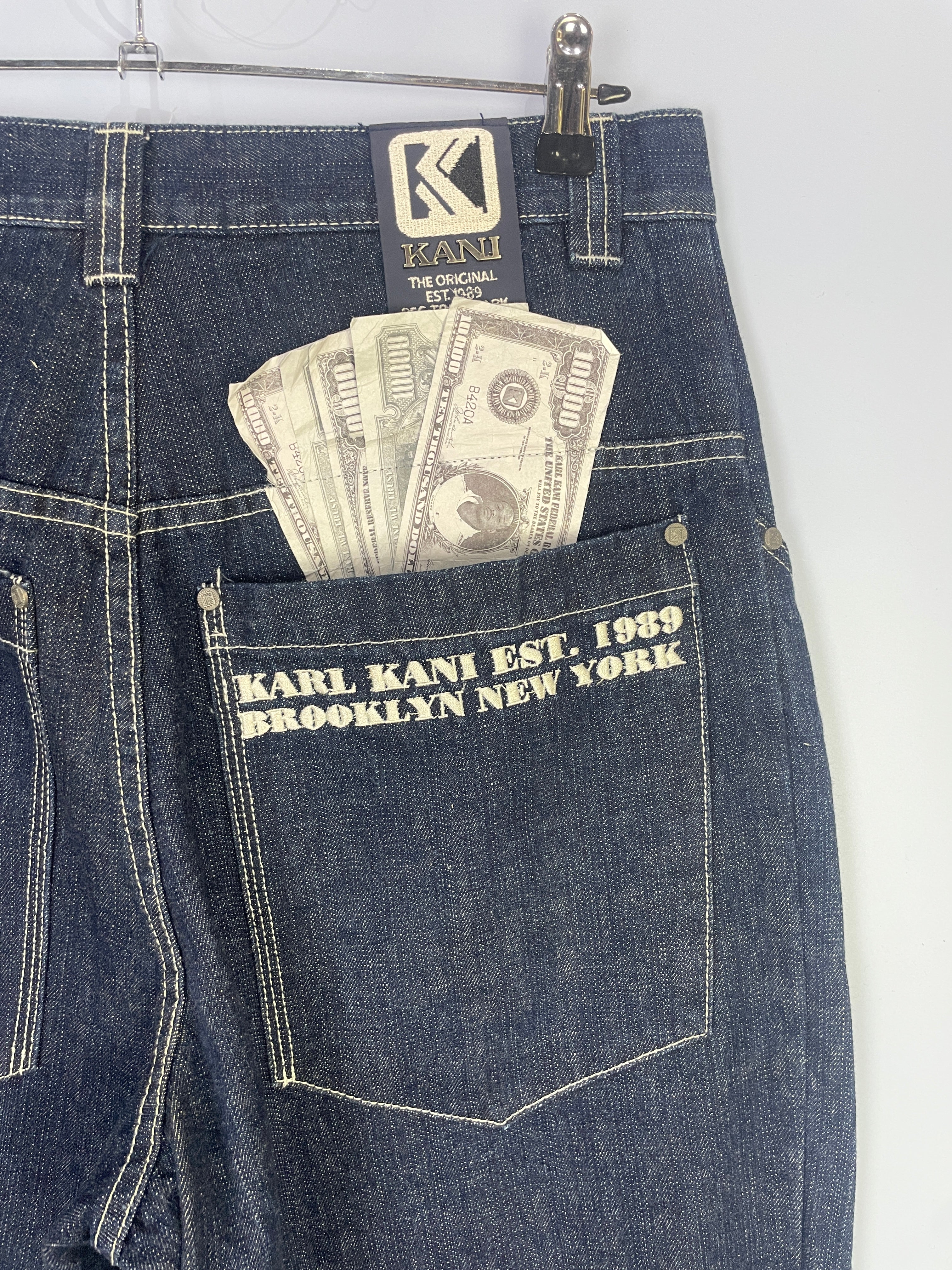 Karl Kani  baggy Jeans 30 mit Dollar Scheinen in sehr gutem Zustand