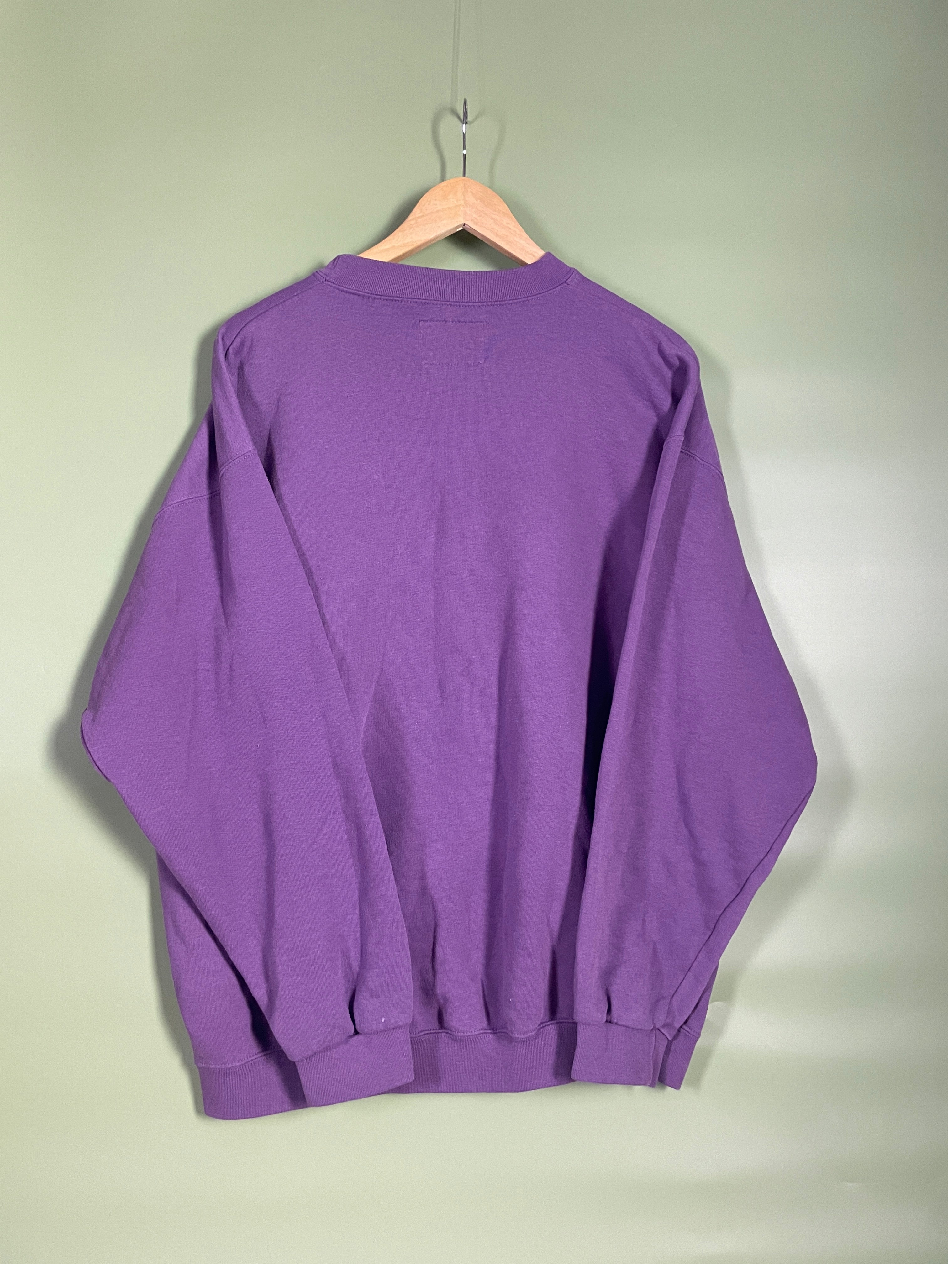 XL Levi’s Sweater lila